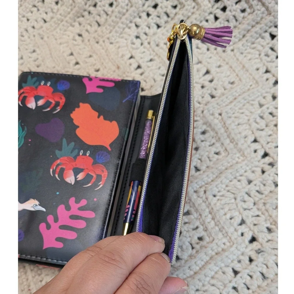 Disney The Little Mermaid Ariel Trifold Journal Cover with Notebook and Pen Set